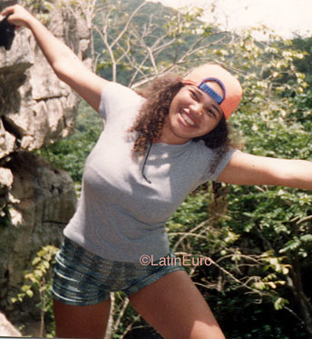 Date this funny Brazil girl Joelma from FORTALEZA B9286