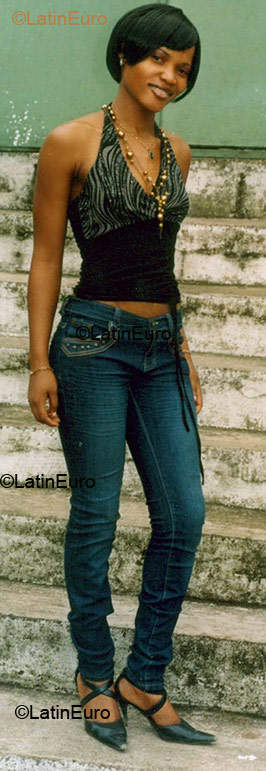 Date this lovely Any Country girl Gyslaine from  A9508