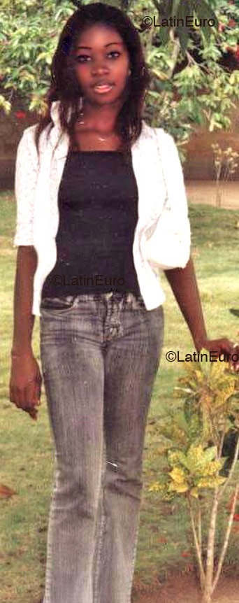 Date this stunning Any Country girl Willy from  A9558