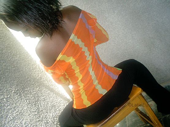 Date this cute Ivory Coast girl Lea from Abidjan A9728