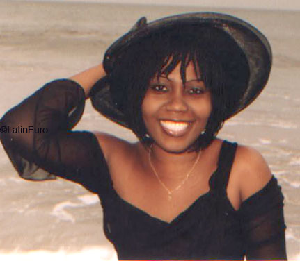 Date this hot Gabon girl Elisee from  A9815