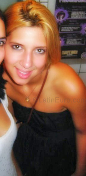 Date this fun Brazil girl Roseli from Taboao Da Serra B-177