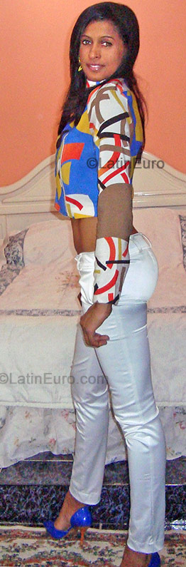 Date this passionate Brazil girl Sandra from Santo Andre B-195