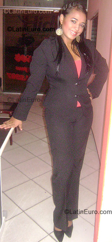 Date this young Brazil girl Gisele from Fortaleza B-221