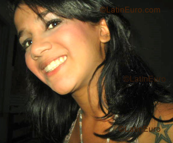 Date this passionate Brazil girl Kassilandia from Governador Valadares B1019