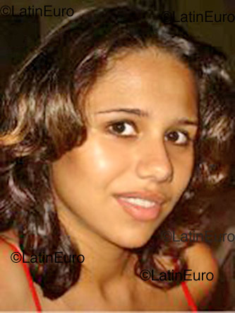 Date this sensual Brazil girl Isabelly from Fortaleza B1052