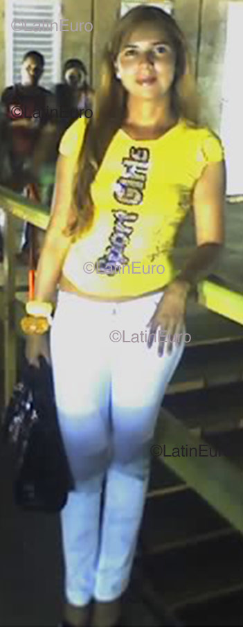 Date this good-looking Brazil girl Ivonete from Macapa B1053