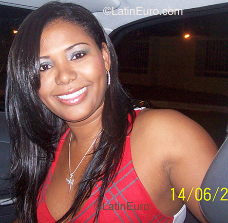 Date this fun Brazil girl Fernanda from Lauro de Freitas B1061
