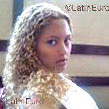 Date this pretty Brazil girl Kathelyne from Macae B1106