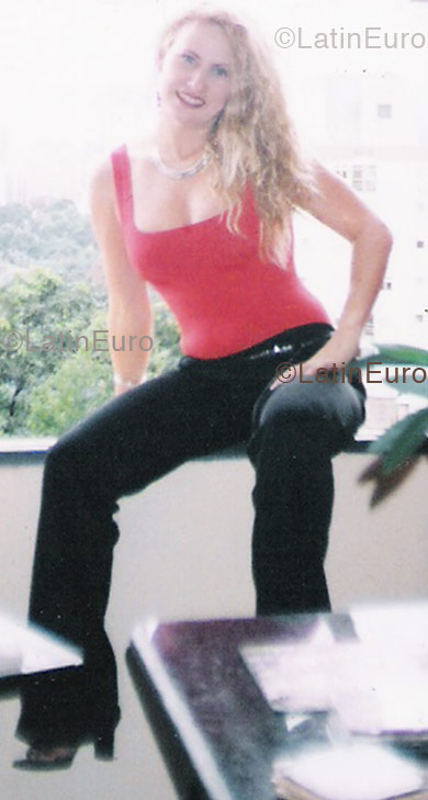 Date this georgeous Brazil girl Leody from Contagem B1278