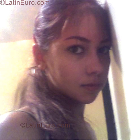 Date this hard body Brazil girl Karina from Campina Grande B1324