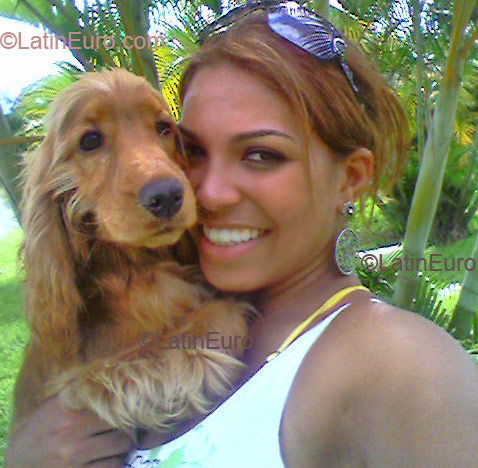 Date this sensual Brazil girl Natalia from Conselheiro Lafaiete B1422