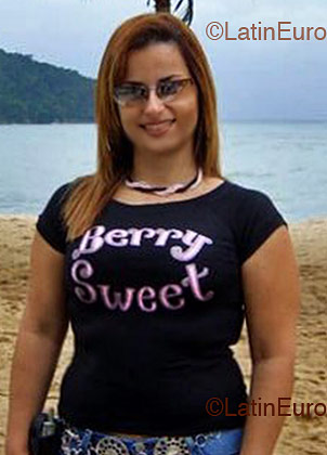 Date this hot Brazil girl Luciane from Caraguatatuba B1568