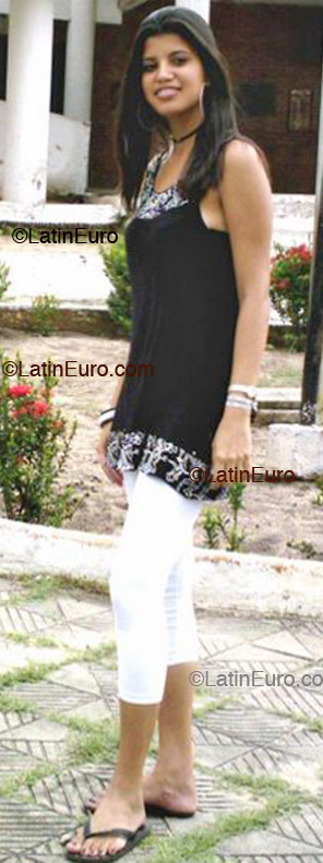 Date this attractive Brazil girl Regilene from Fortaleza B1575