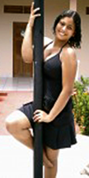 Date this foxy Brazil girl Ynaiara from Rio Preto Da Eva B1609