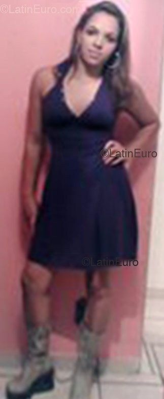 Date this lovely Brazil girl Amanda from Sao Paulo B1624