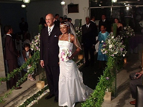 Date this athletic Brazil girl The from  B1659