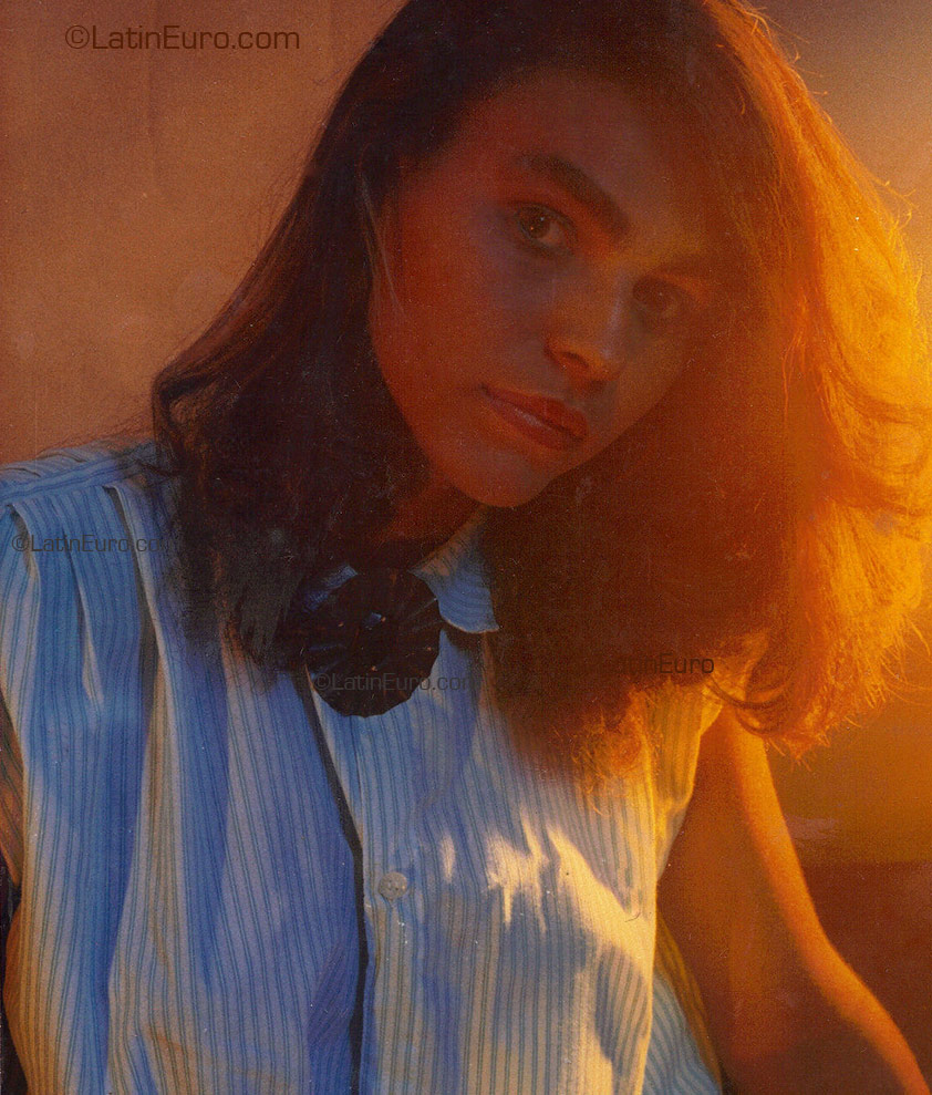 Date this georgeous Brazil girl Carla from Imperatriz B1743