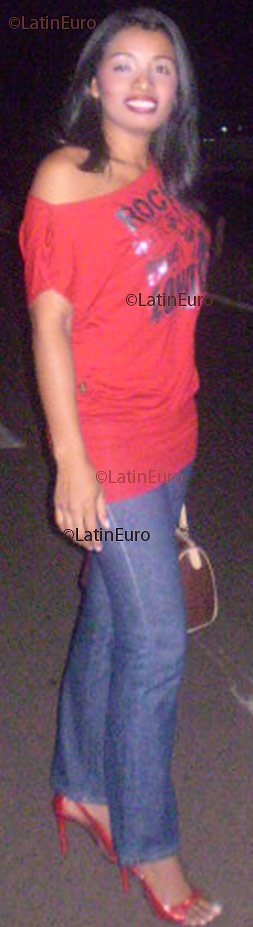 Date this lovely Brazil girl Landia from Rio Branco B1798