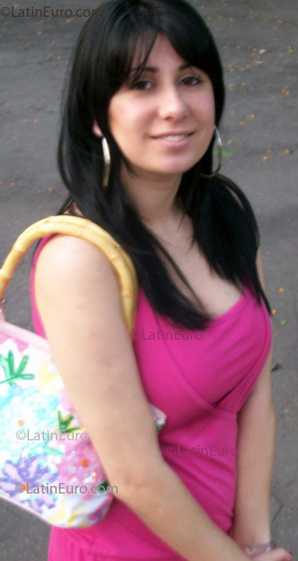 Date this funny Brazil girl Karina from Sao Paulo B1817