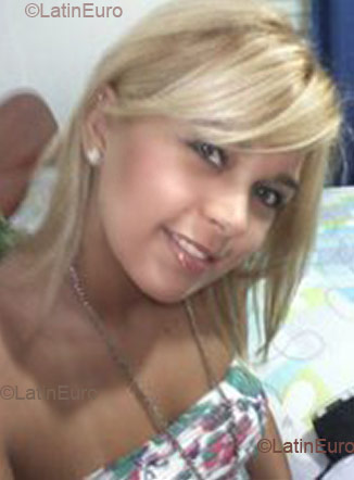 Date this athletic Brazil girl Barbara from Sao Paulo B1847
