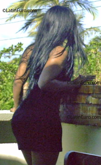 Date this pretty Brazil girl Simone from Fortaleza B1876