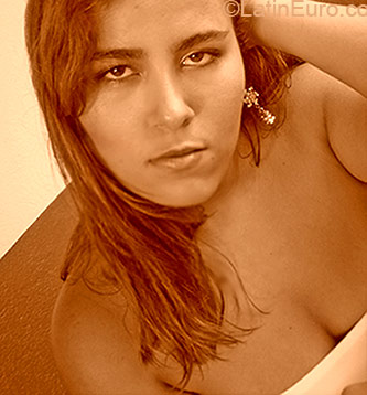 Date this lovely Brazil girl Mayra from  B1984