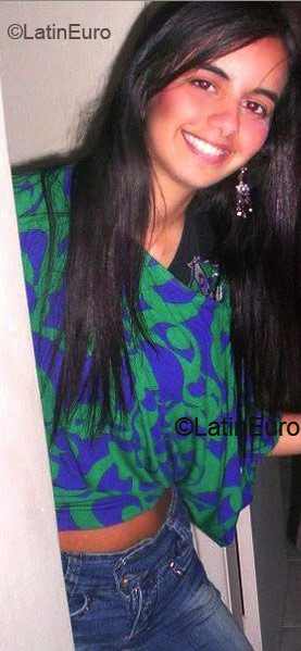 Date this good-looking Brazil girl Maria from Nova Iguacu B1997