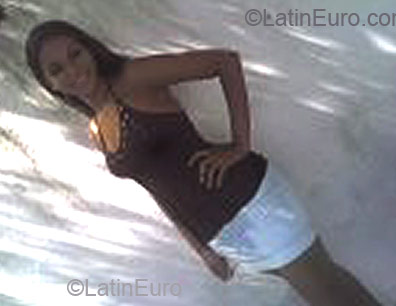 Date this tall Brazil girl Gleyssiane from Fortaleza B2000