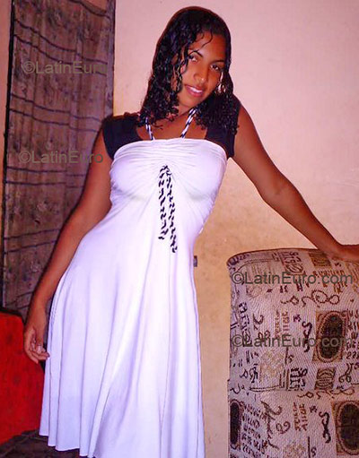 Date this attractive Brazil girl Bianca from Sao Joao De Meriti B2014