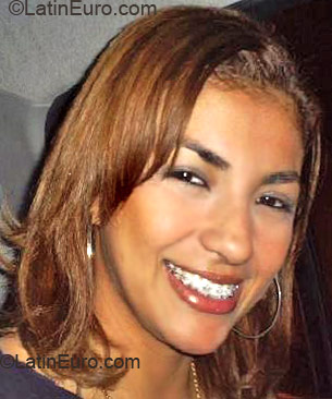 Date this pretty Brazil girl Nathalie from Boa Vista B2018