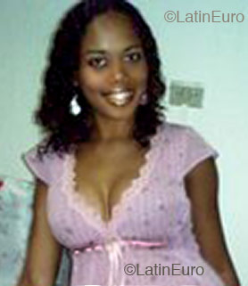 Date this sultry Brazil girl Milena from Munich B2029