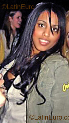 Date this foxy Brazil girl Dyana from  B2052