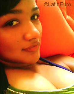 Date this lovely Brazil girl Arilane from  B2213