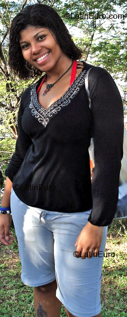 Date this sensual Brazil girl Jaqueline from  B2259