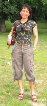 Date this sultry Brazil girl Elza from  B2285