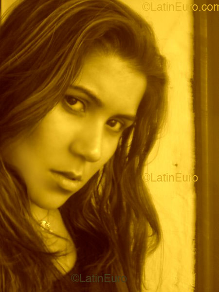 Date this pretty Brazil girl Gisele from SAO PAULO B2332