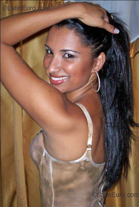 Date this happy Brazil girl Alessandra from  B2337