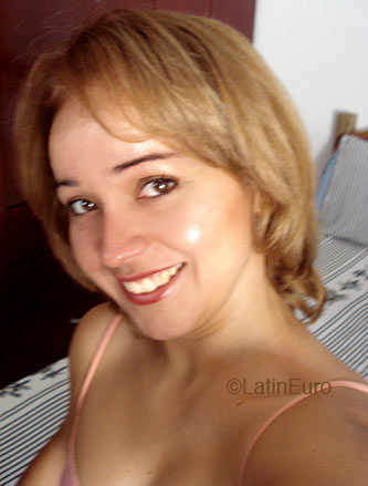 Date this voluptuous Brazil girl Katiuscia- from Campo Grande B2419