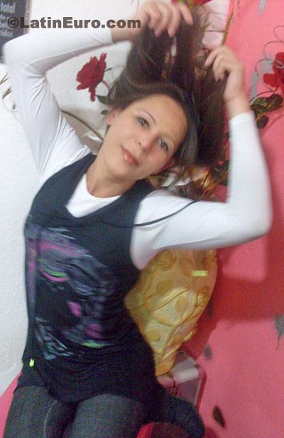 Date this exotic Brazil girl Hellen from Santo Andre B244