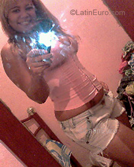 Date this pretty Brazil girl Mercia from Paulista B2457