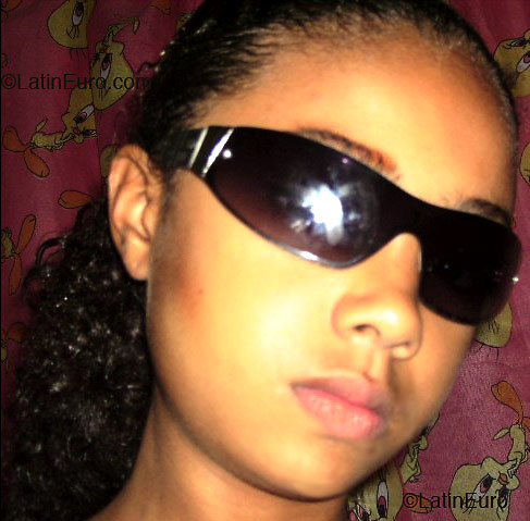 Date this sultry Brazil girl Giselle from  B2541