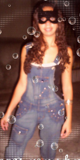 Date this funny Brazil girl Taynara from VOLTA REDONDA B2587