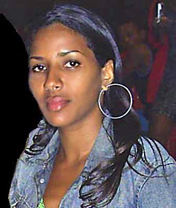 Date this voluptuous Brazil girl Lana from SALVADOR B2608