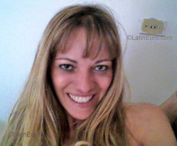 Date this young Brazil girl Silvia from SAO PAULO B2665