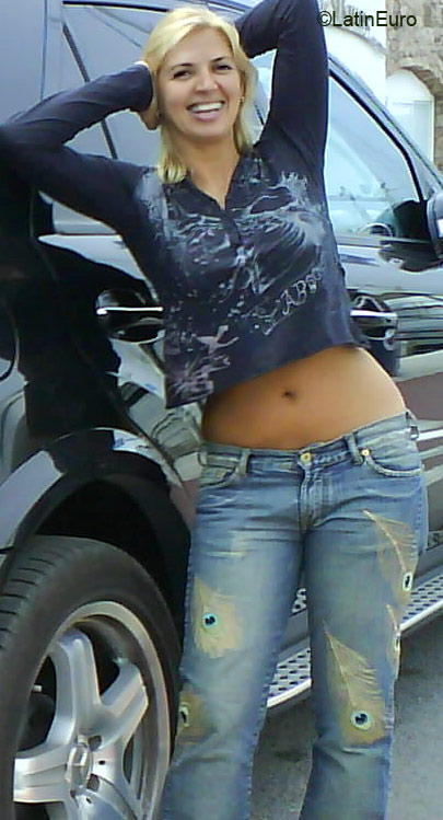 Date this tall Brazil girl Sheylla from CARUARU B2693