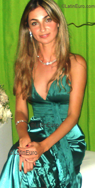 Date this hot Brazil girl Cristiane from SAO MATEUS B2747