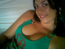 Date this stunning Brazil girl Tercia from NAZARE B2777