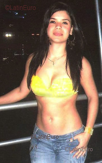 Date this passionate Brazil girl Viviane from BELEM B2810