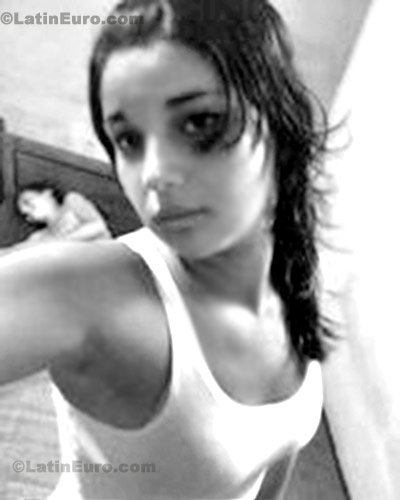 Date this foxy Brazil girl Aline from Itapetininga B292